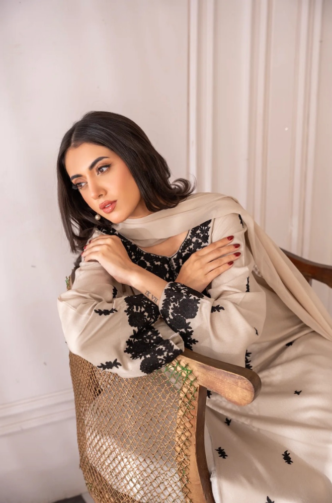 Mirana - 3PC Lawn Embroidered Suit - FFU0127 - Farakh Fabrics