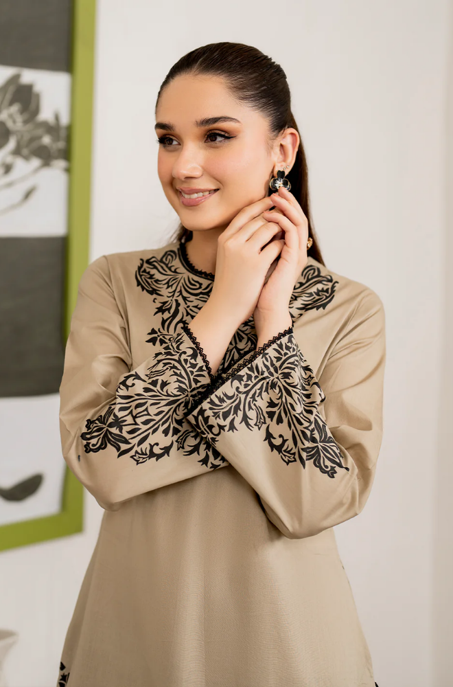 Garnet - 3PC Lawn Embroidered Suit - FFU0222 - Farakh Fabrics