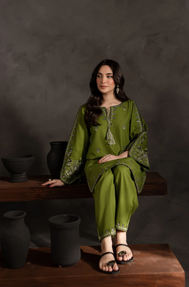 Batik - 2PC Lawn Embroidered Suit - FFU0196 - Farakh Fabrics