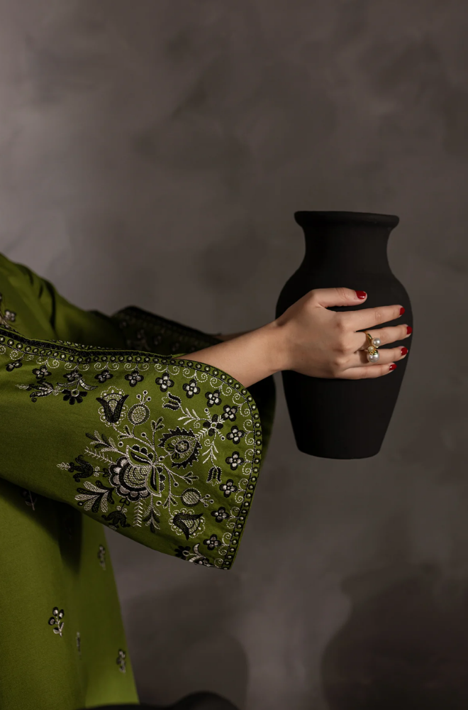 Batik - 2PC Lawn Embroidered Suit - FFU0196 - Farakh Fabrics