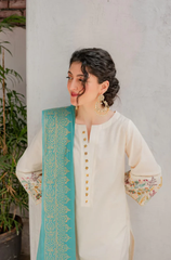 Kastoor - 3PC Lawn Embroidered Suit - FFU0170 - Farakh Fabrics